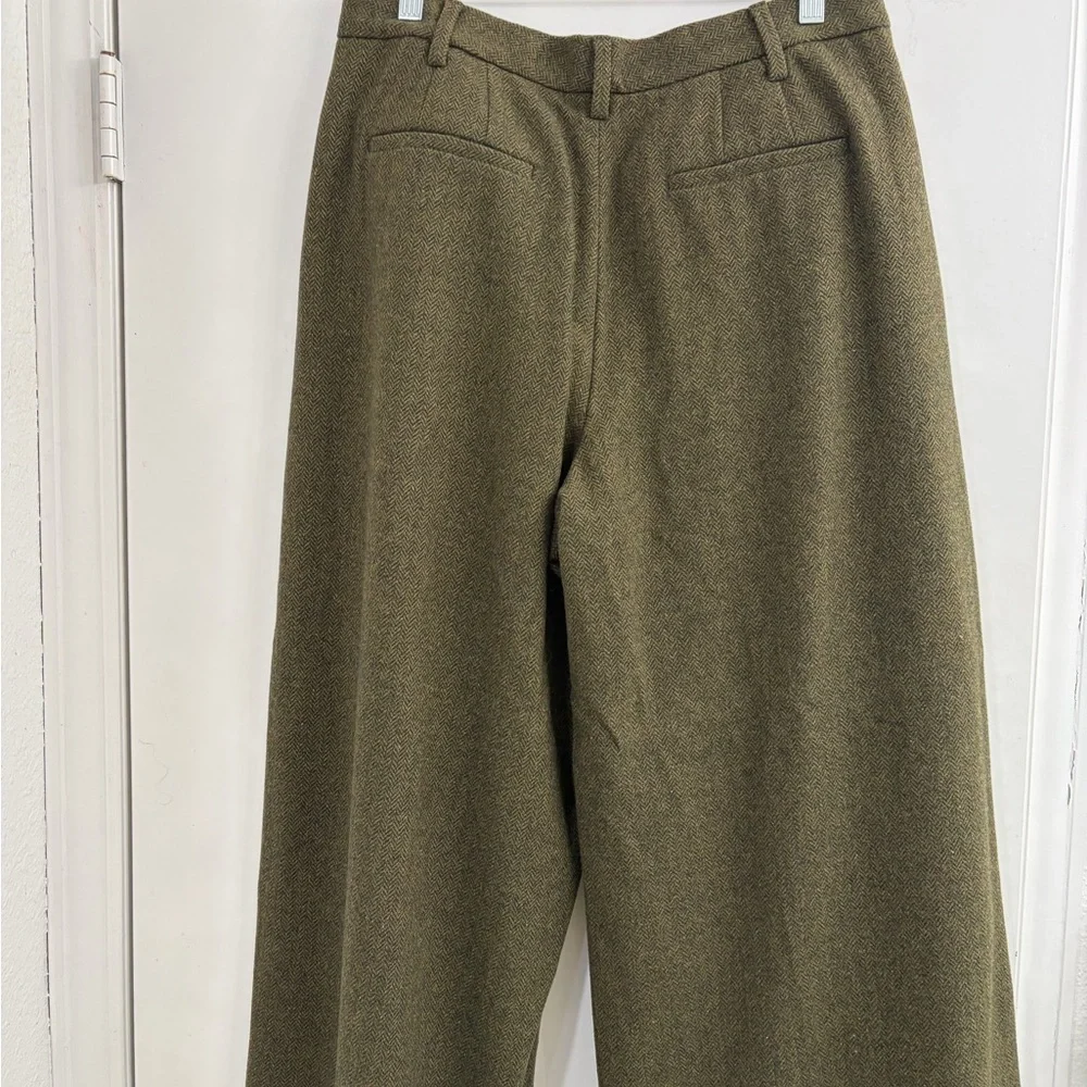 Banana Republic Women's Olive wide leg high waisted Trousers - Picture 4 of 8